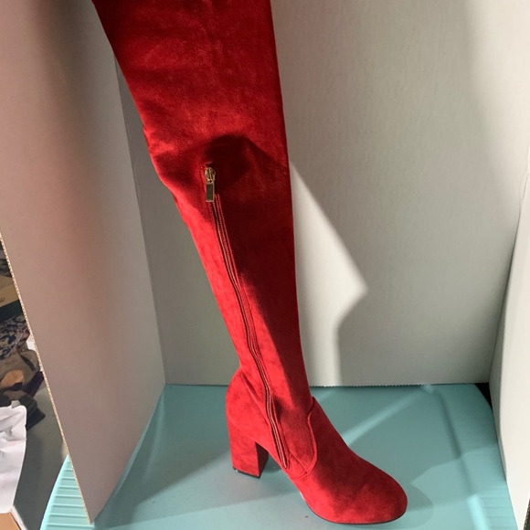 NEW CHERRY RED FAUX SUEDE THIGH HIGH BOOTS - Picture 8 of 10